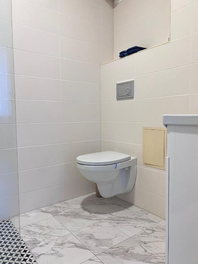 Central Studio Apartment, Fully Equipped *